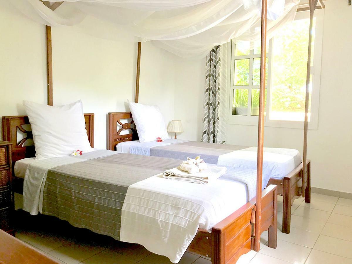 Hotel Jardin De La Paix Moroni Zewnętrze zdjęcie